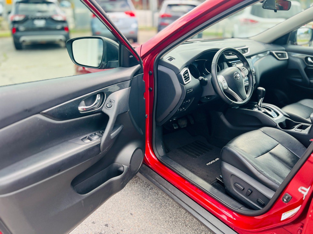 2015 Nissan Rogue Image 9