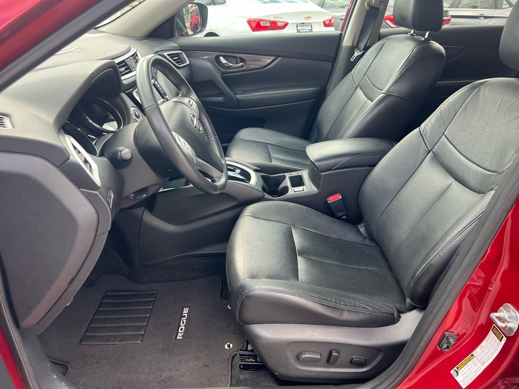 2015 Nissan Rogue Image 10