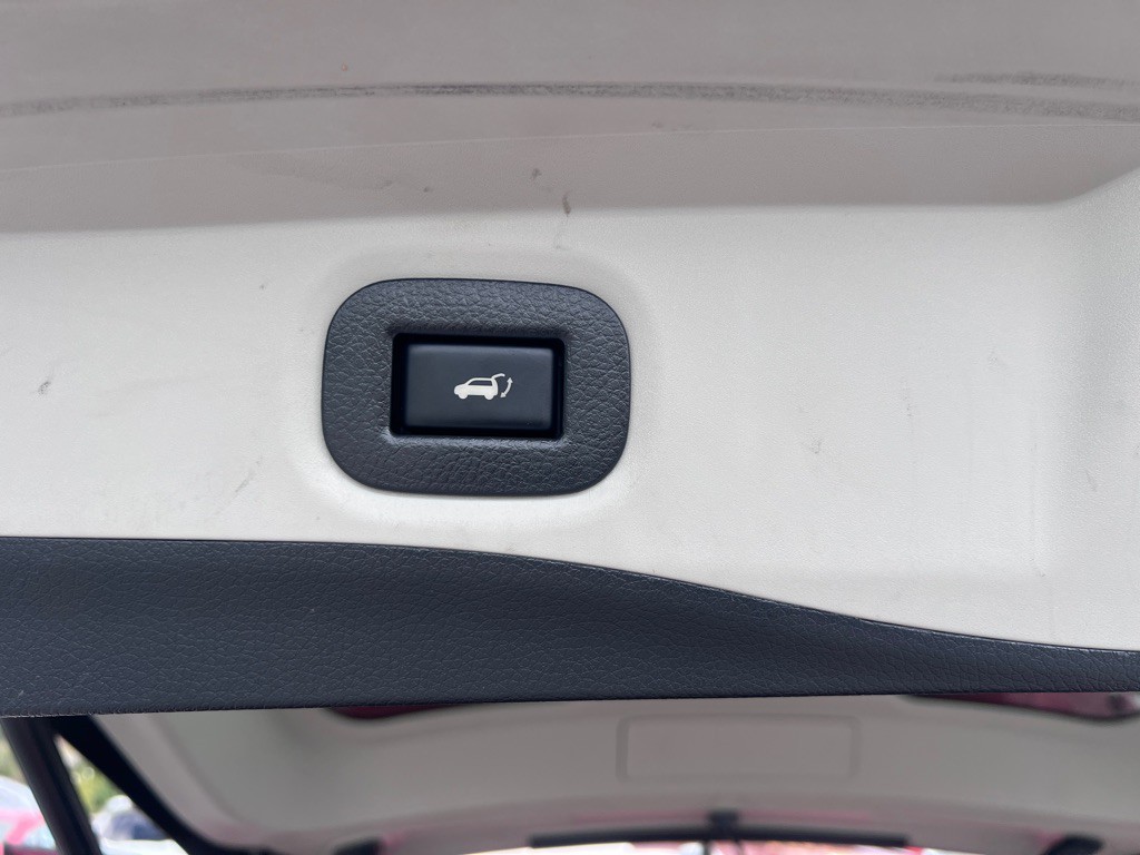 2015 Nissan Rogue Image 22