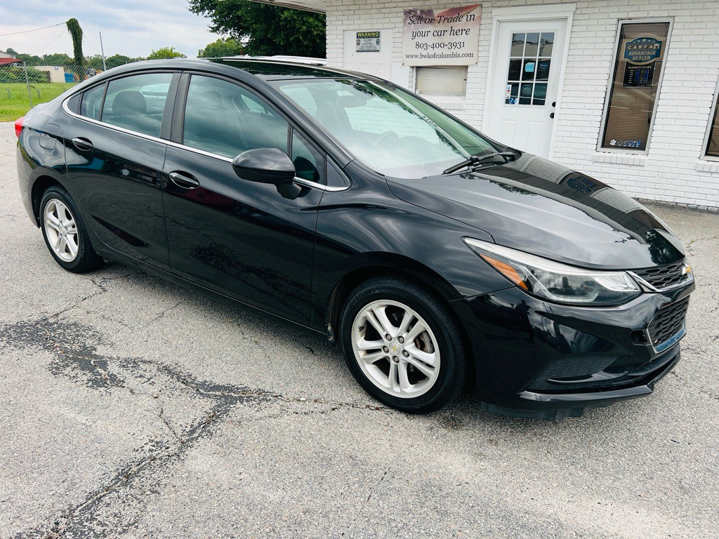 2017 Chevrolet Cruze Image 3