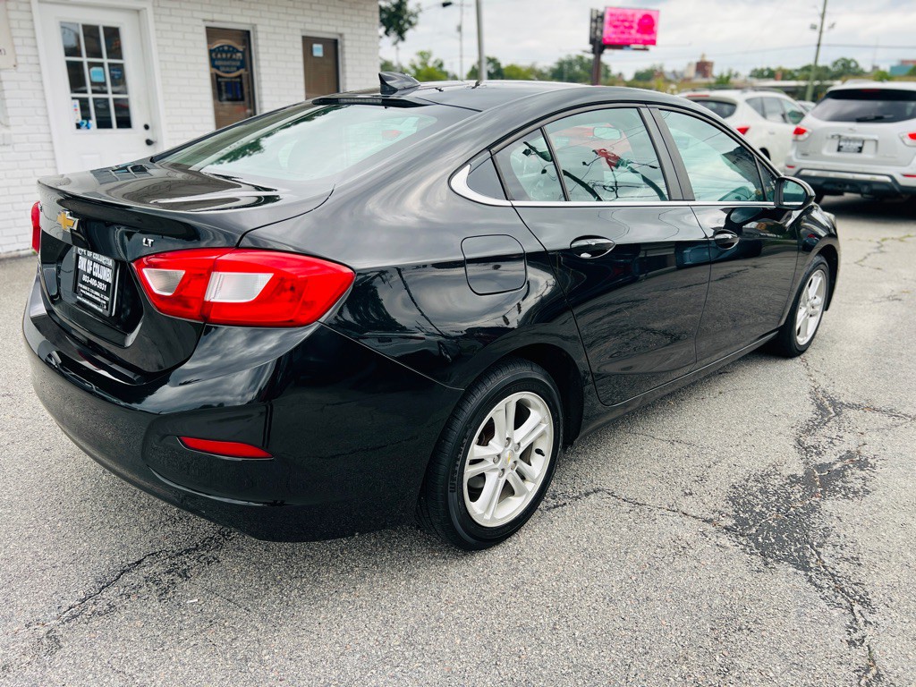 2017 Chevrolet Cruze Image 5