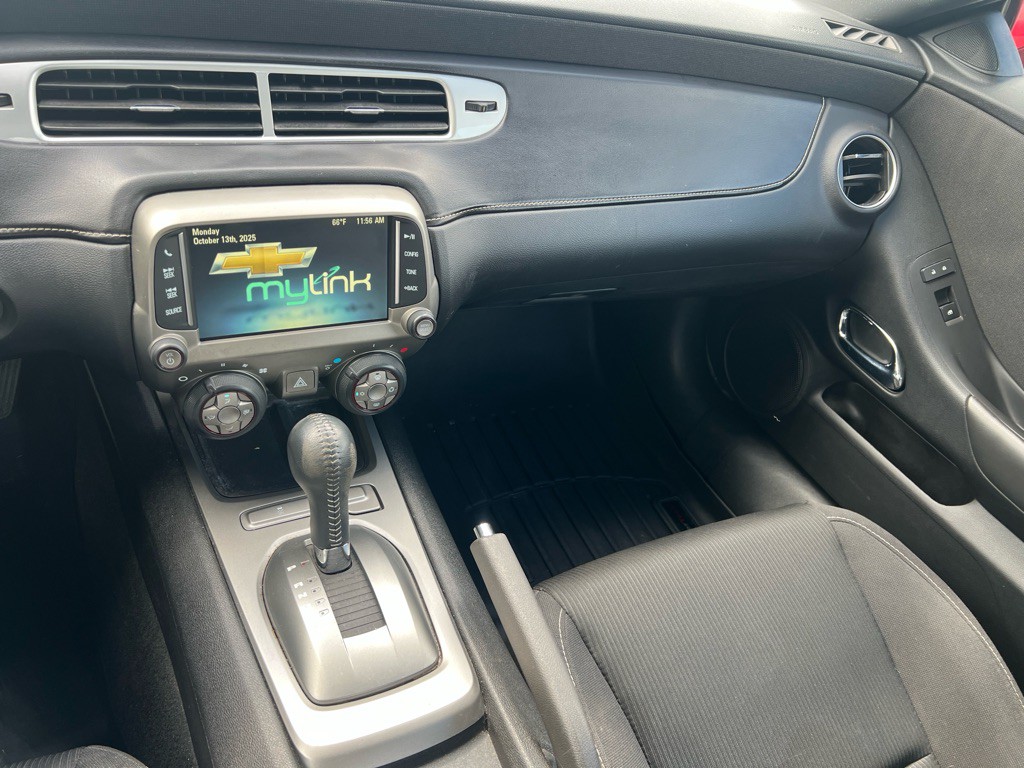 2014 Chevrolet Camaro Image 13