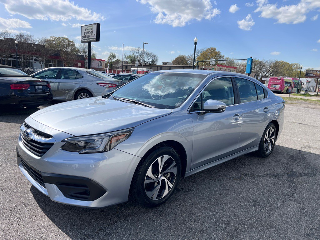 2022 Subaru Legacy Image 1
