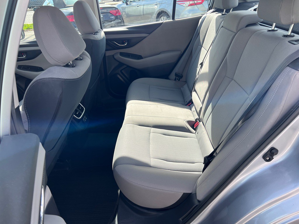 2022 Subaru Legacy Image 10