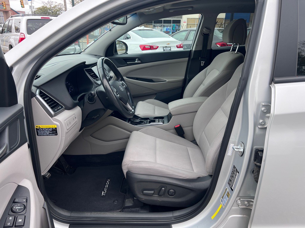 2018 Hyundai Tucson Image 9