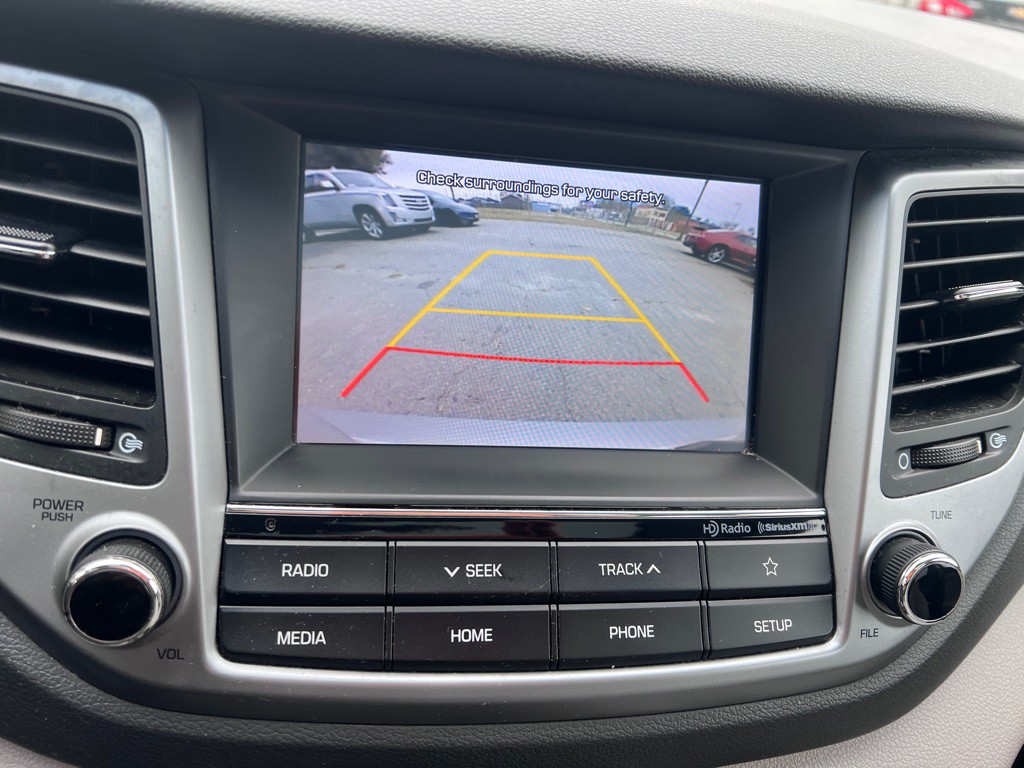 2018 Hyundai Tucson Image 16