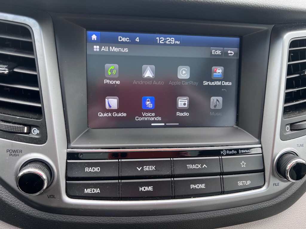 2018 Hyundai Tucson Image 17