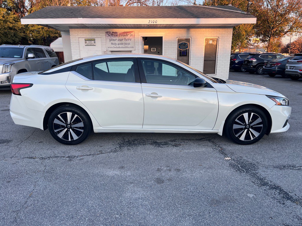 2021 Nissan Altima Image 4