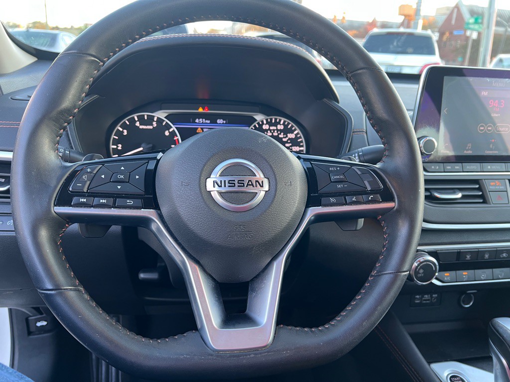 2021 Nissan Altima Image 18