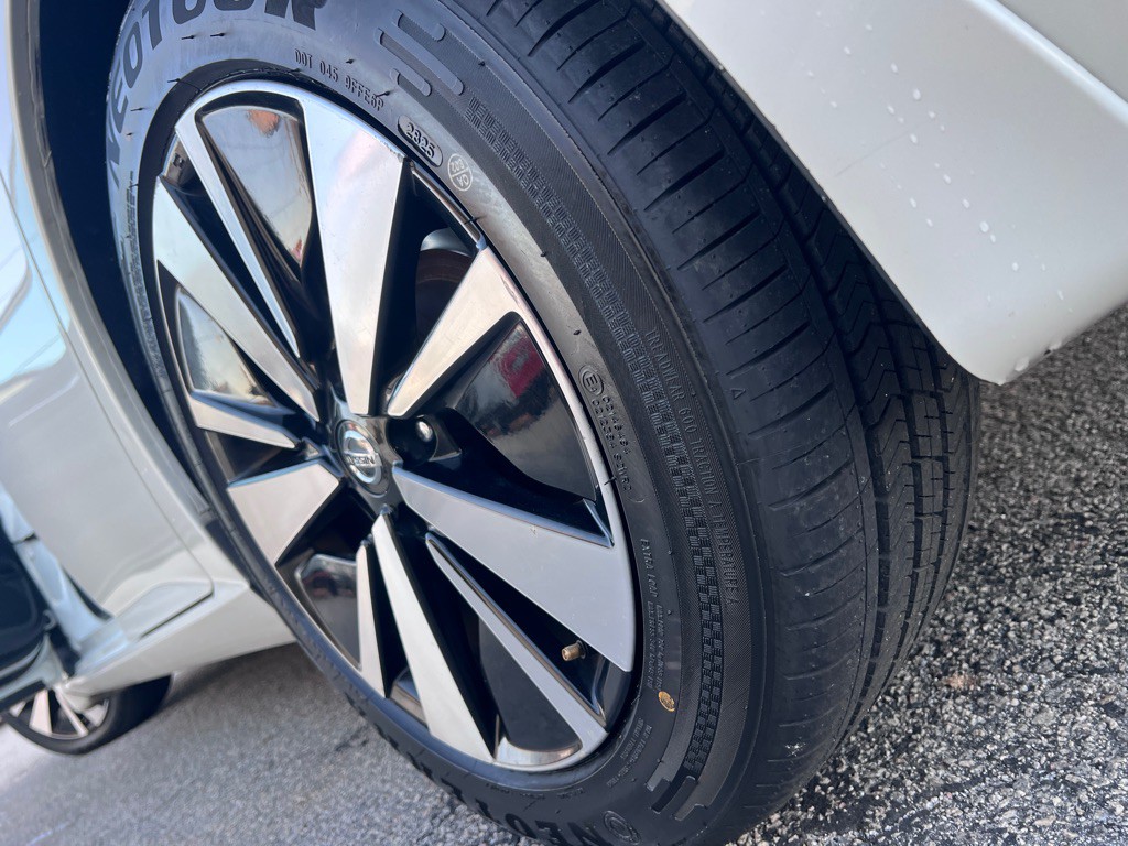 2021 Nissan Altima Image 22