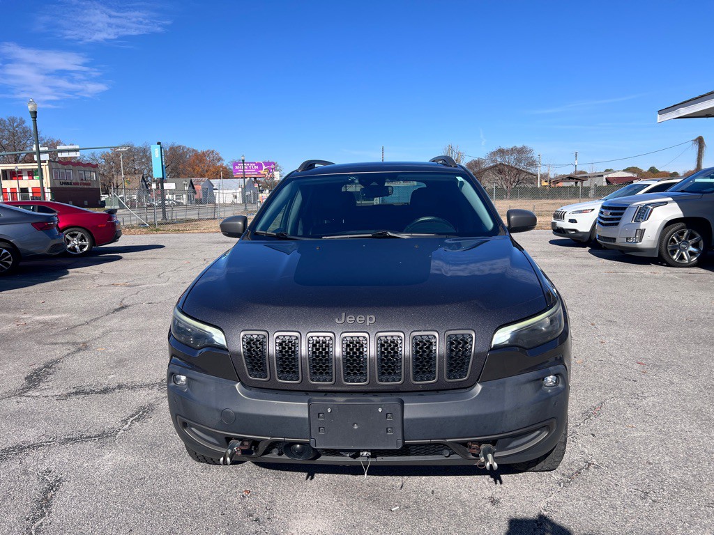 2019 Jeep Cherokee Image 2