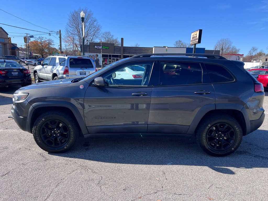 2019 Jeep Cherokee Image 8