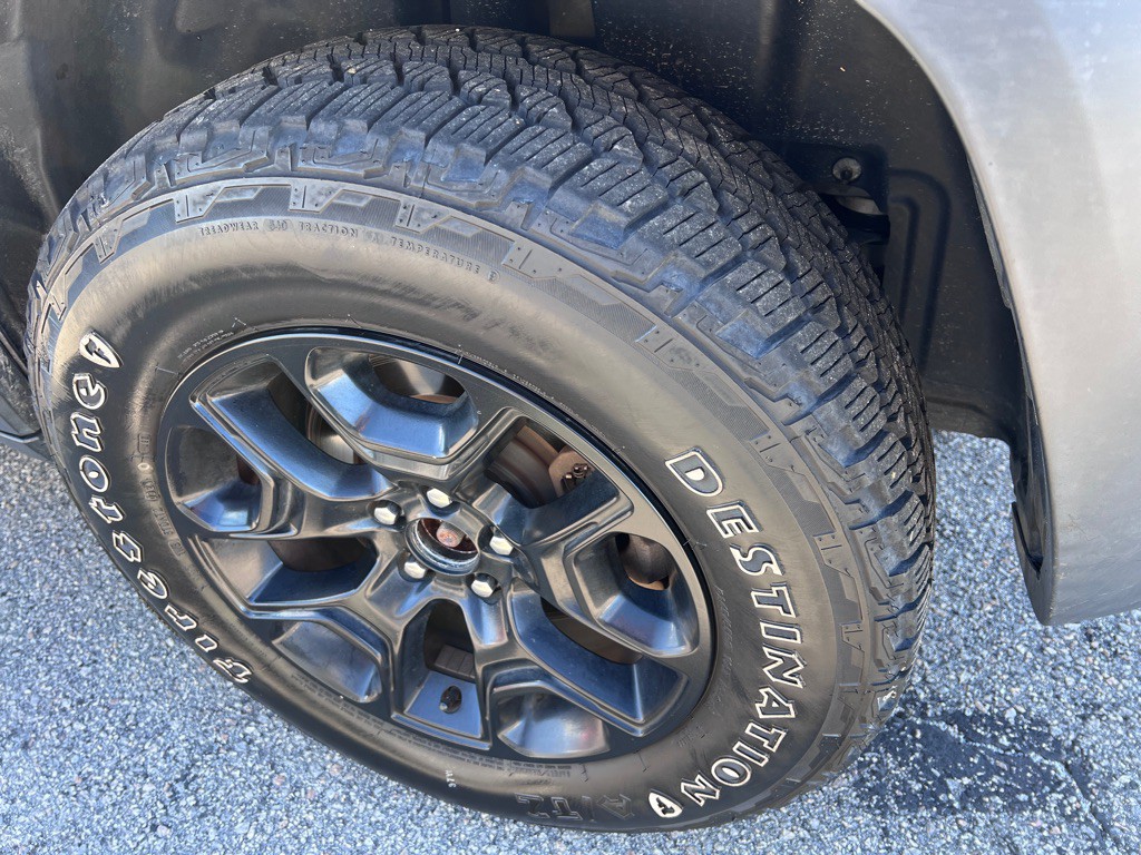 2019 Jeep Cherokee Image 22