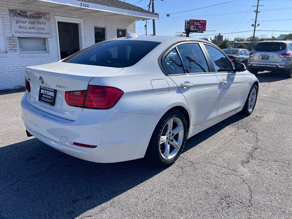 2014 BMW 3 Series Image 5