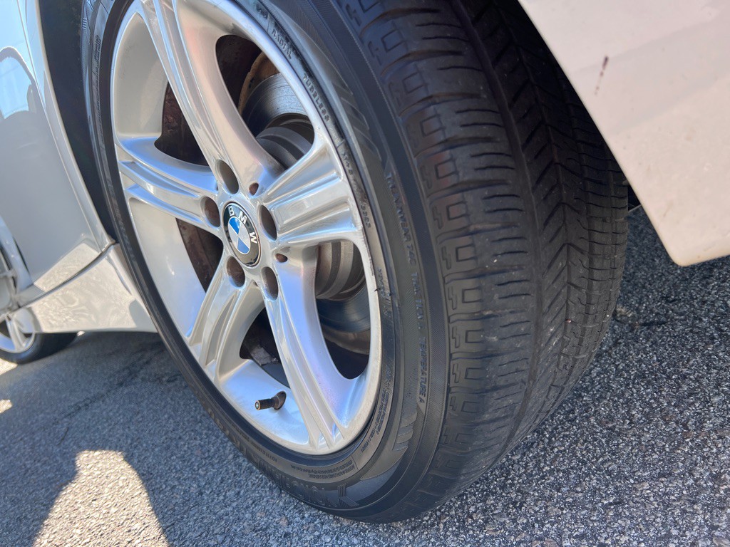 2014 BMW 3 Series Image 21