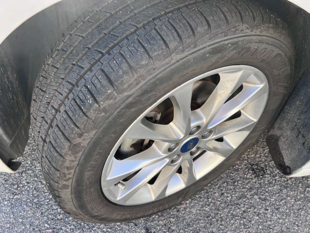 2017 Ford Fusion Image 18