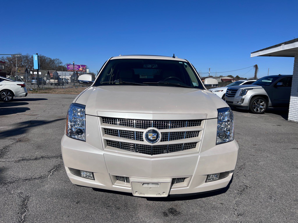 2012 Cadillac Escalade Image 2