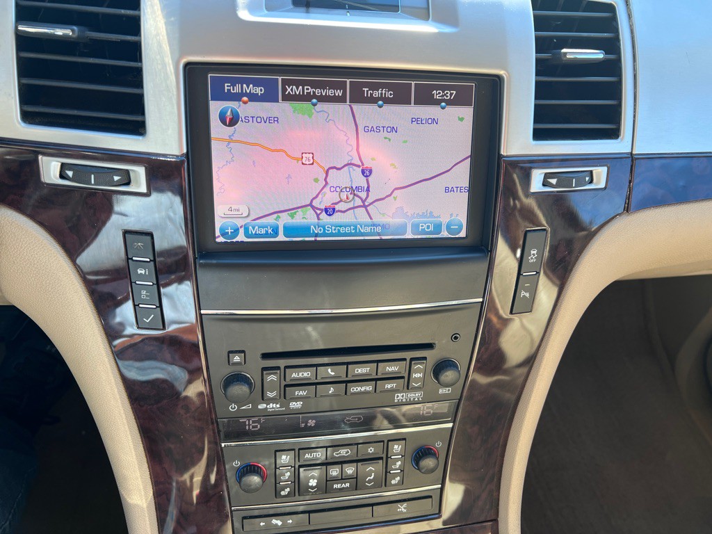 2012 Cadillac Escalade Image 20