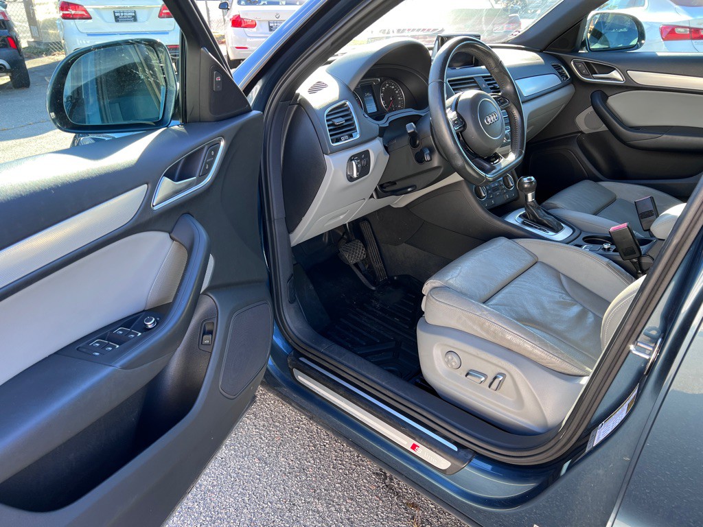 2018 Audi Q3 Image 9