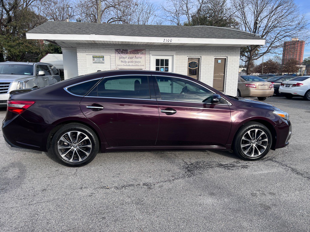 2018 Toyota Avalon Image 4