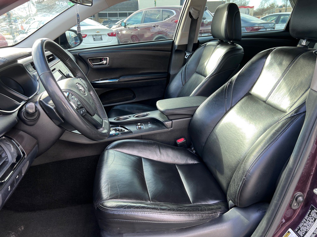 2018 Toyota Avalon Image 10