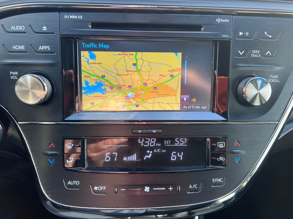 2018 Toyota Avalon Image 15