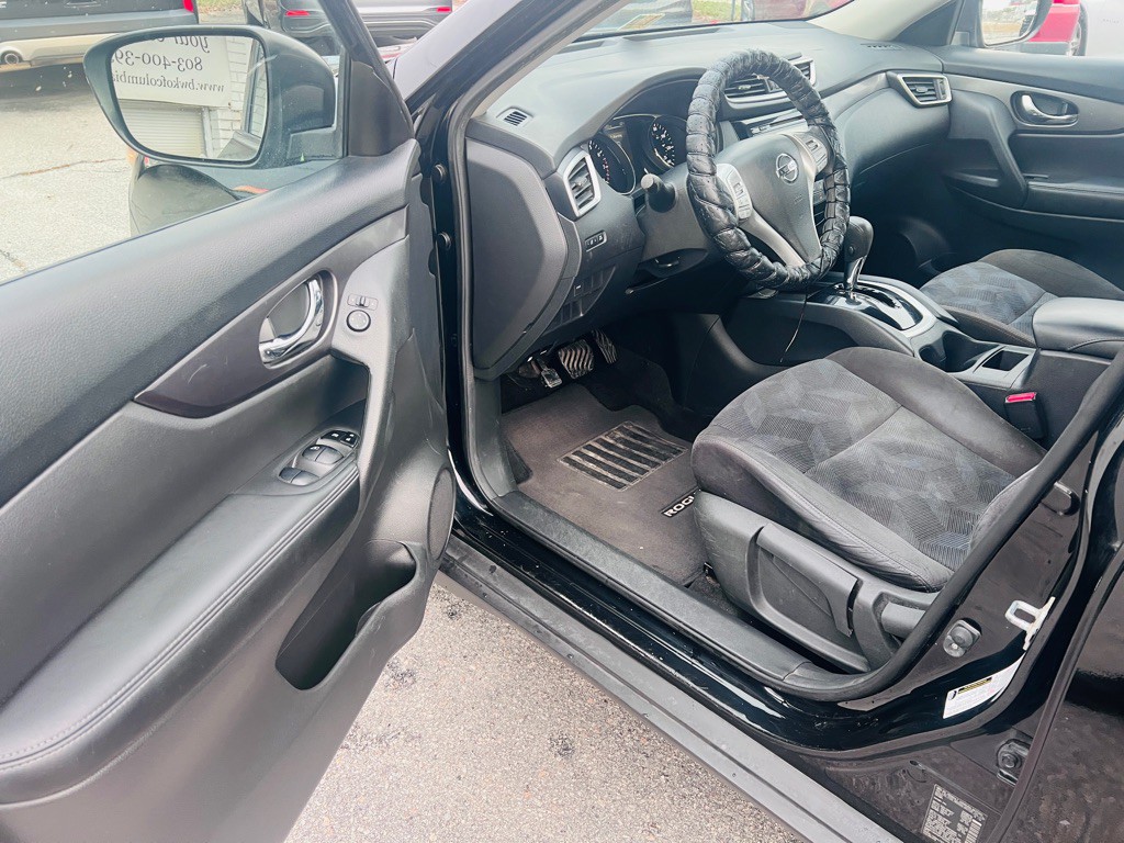 2015 Nissan Rogue Image 9