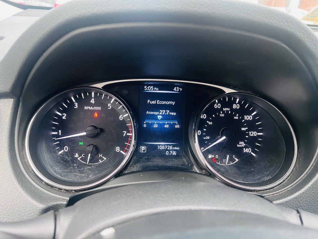 2015 Nissan Rogue Image 13