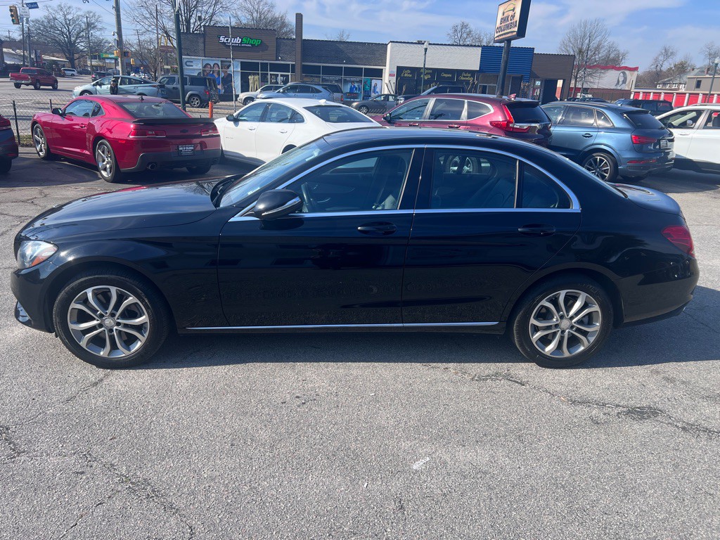2015 Mercedes-Benz C-Class Image 8
