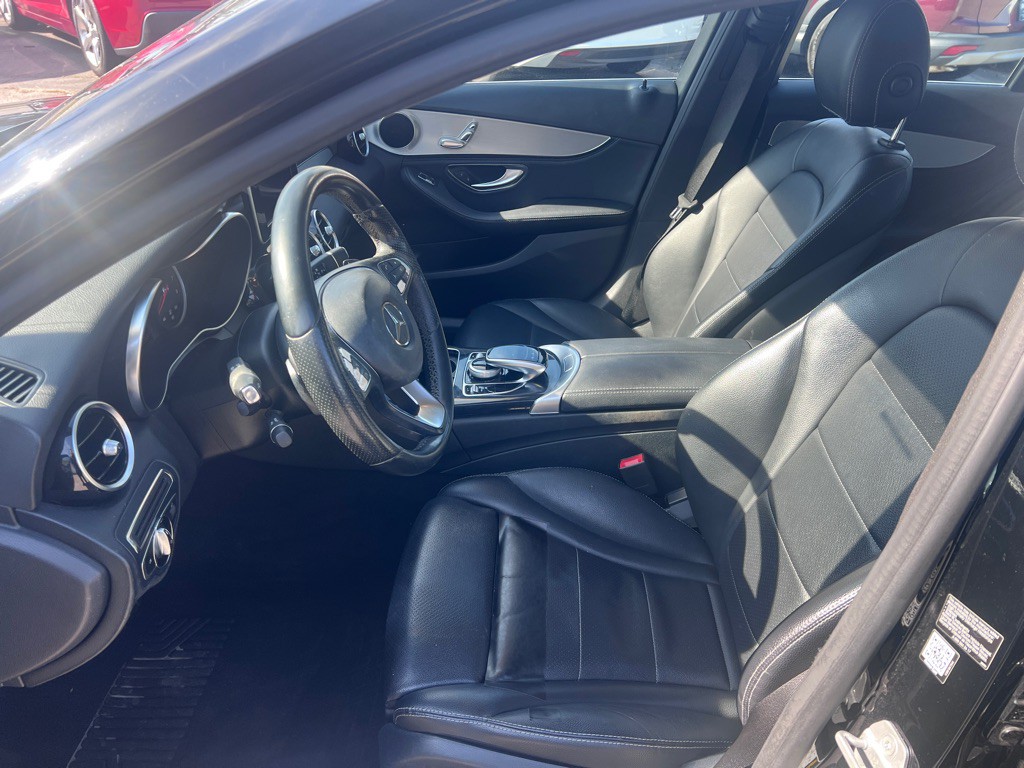 2015 Mercedes-Benz C-Class Image 10