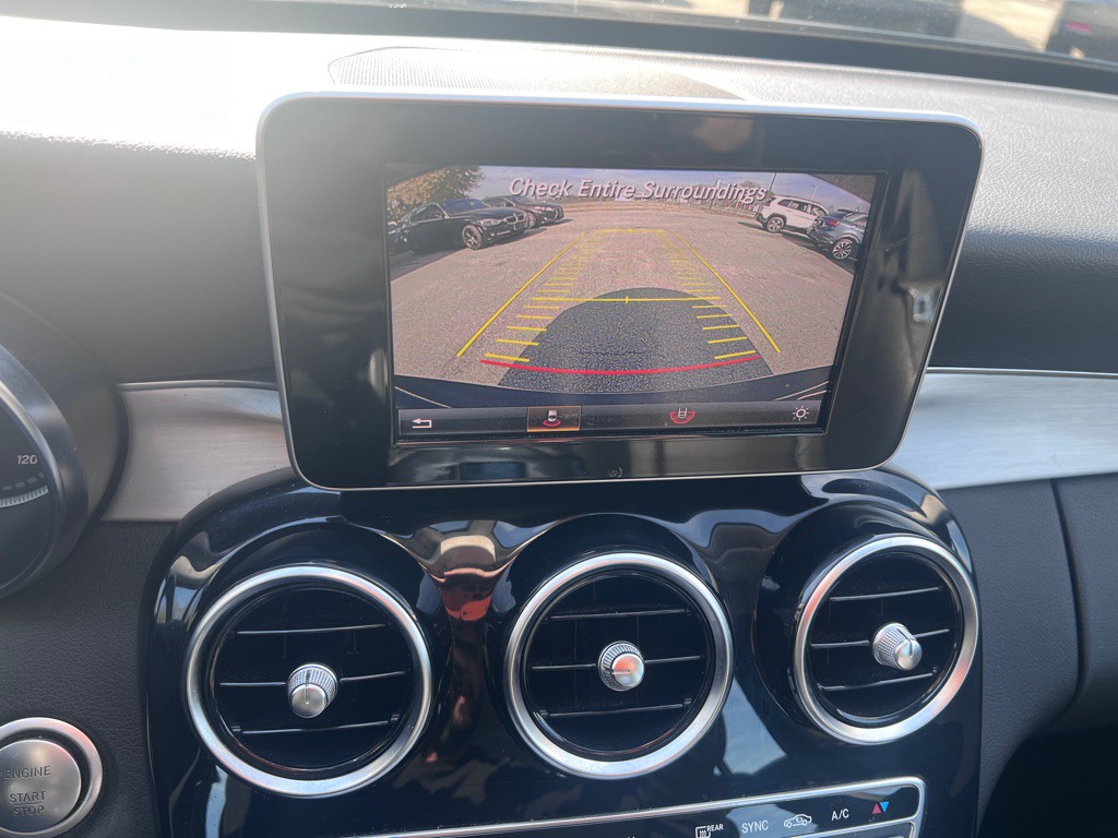 2015 Mercedes-Benz C-Class Image 14