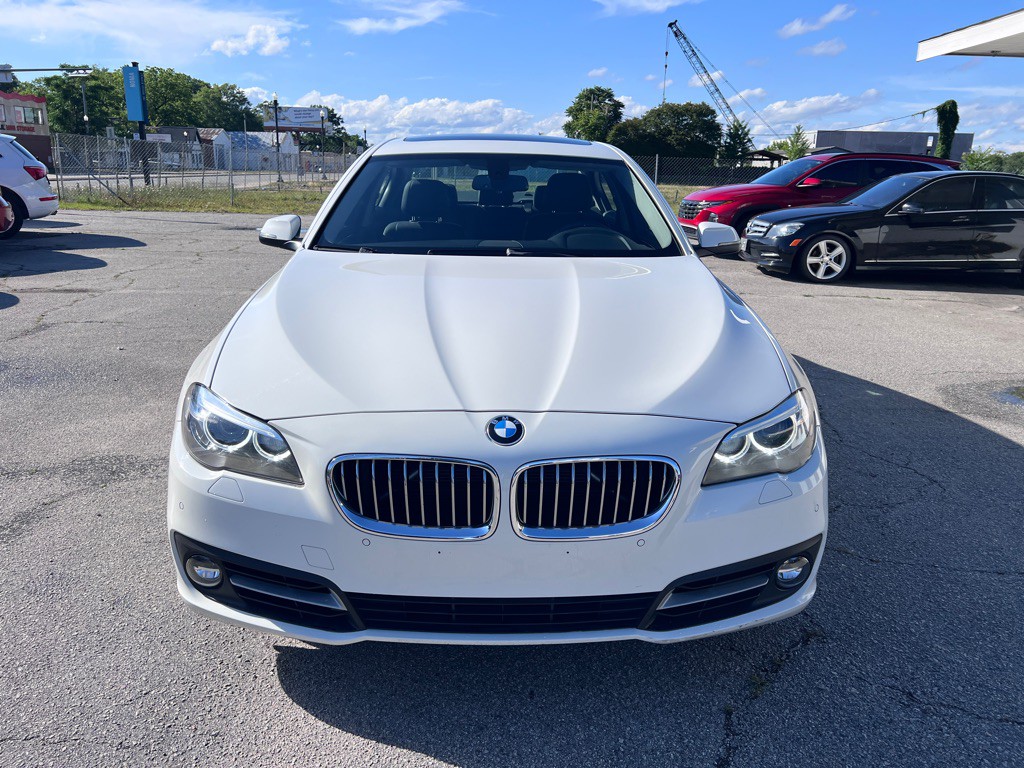 2015 BMW 5 Series Image 2