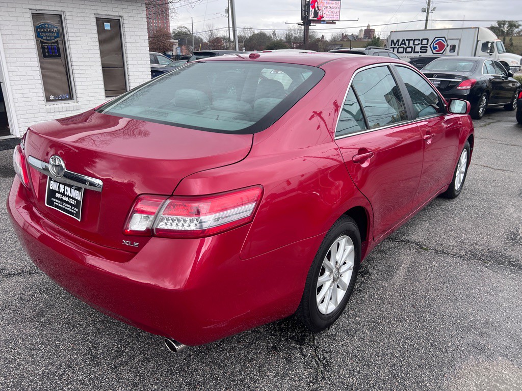2011 Toyota Camry Image 5