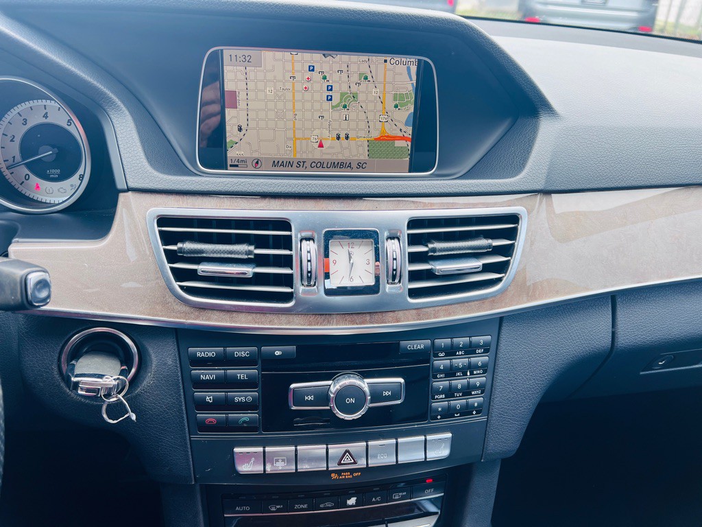 2014 Mercedes-Benz E-Class Image 14