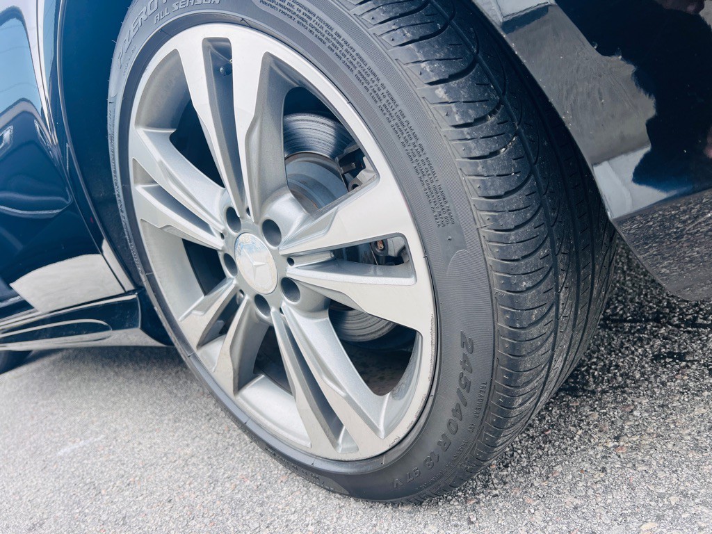 2014 Mercedes-Benz E-Class Image 23