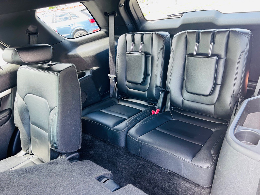 2017 Ford Explorer Image 13