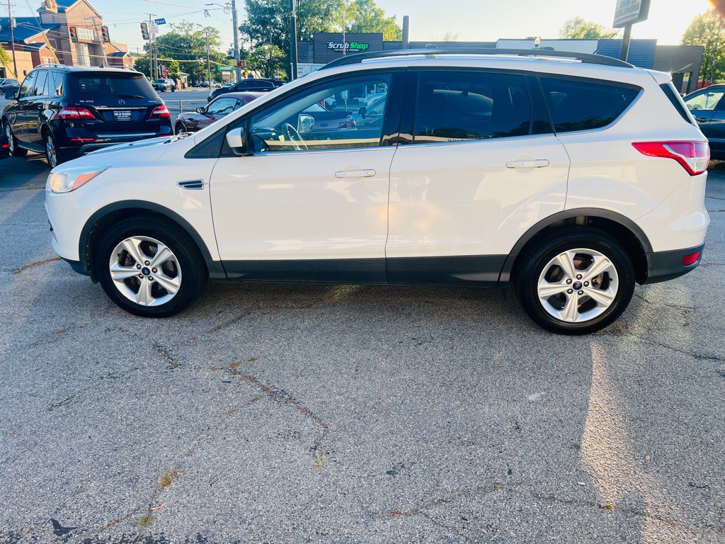 2013 Ford Escape Image 8