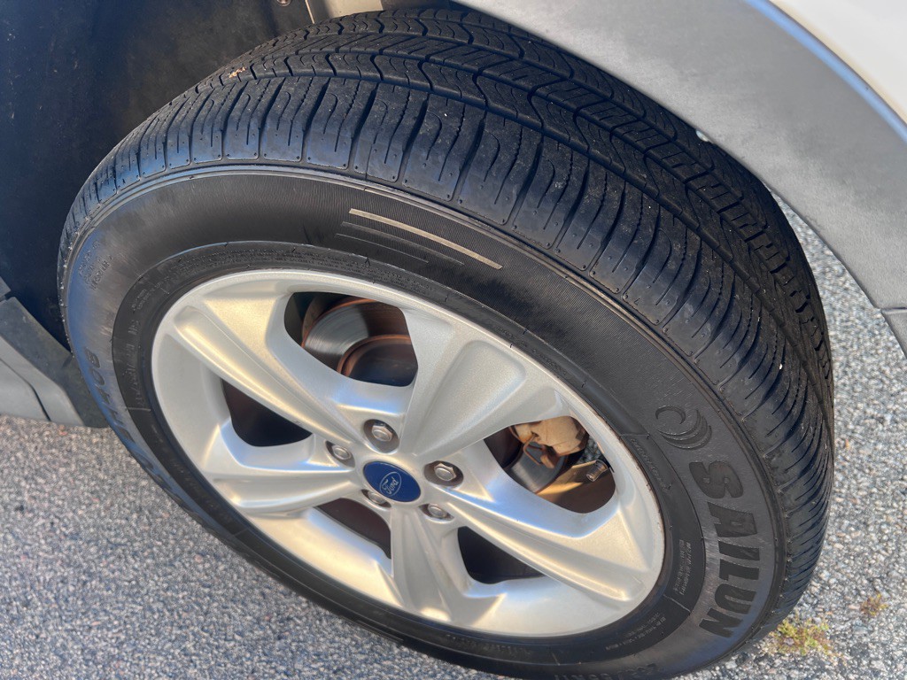 2013 Ford Escape Image 16