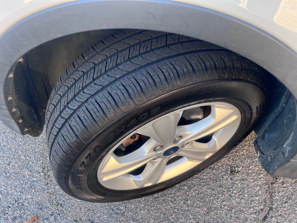 2013 Ford Escape Image 17