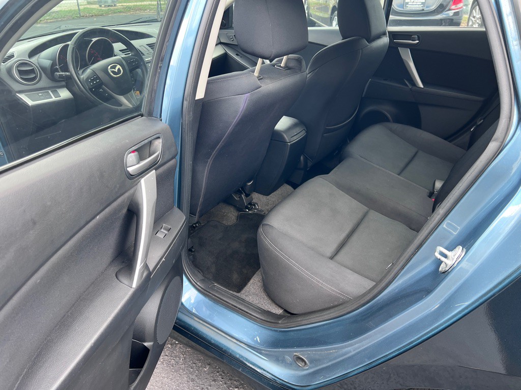 2010 Mazda Mazda3 Image 11