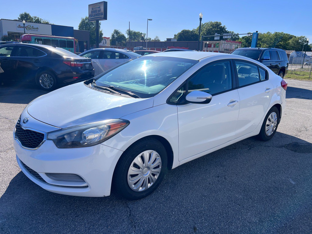 2015 Kia Forte Image 1