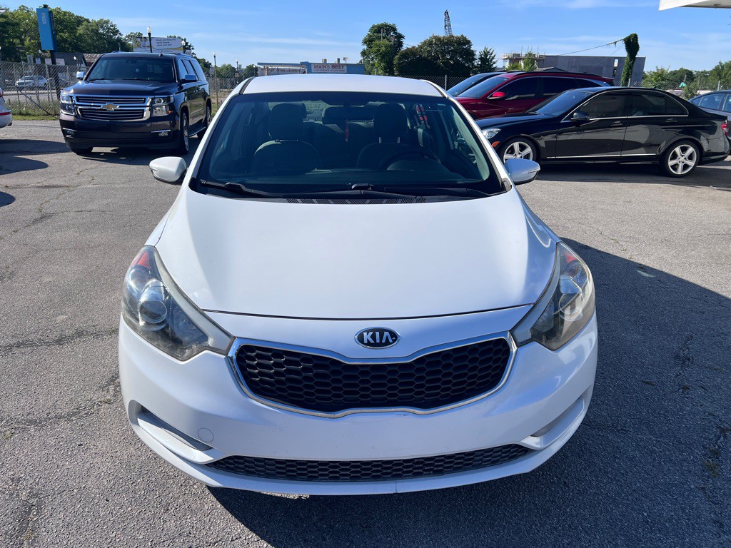 2015 Kia Forte Image 2