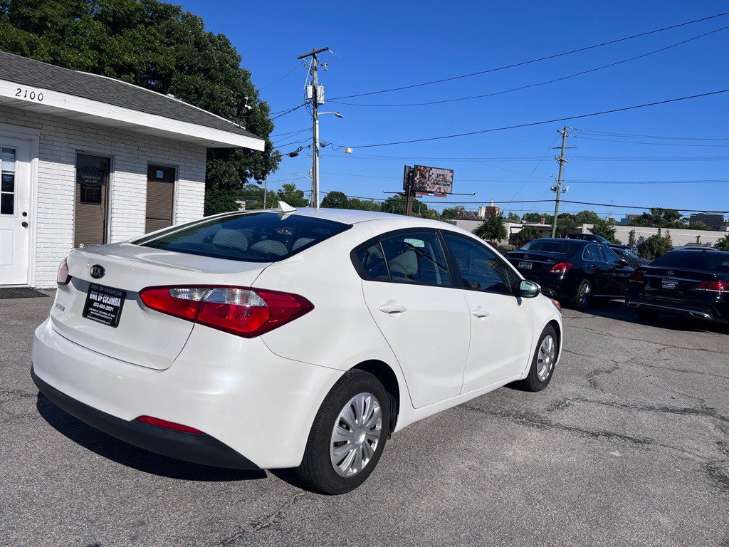 2015 Kia Forte Image 5