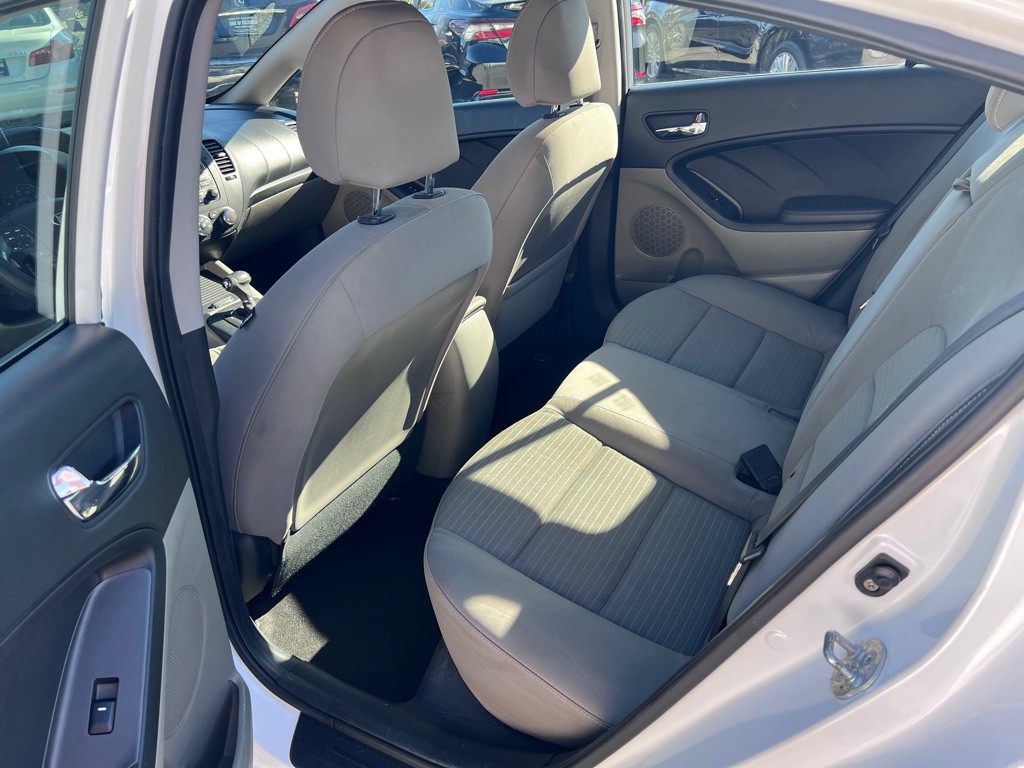 2015 Kia Forte Image 12