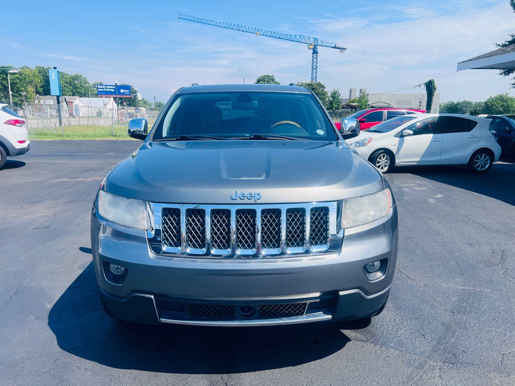 2013 Jeep Grand Cherokee Image 2