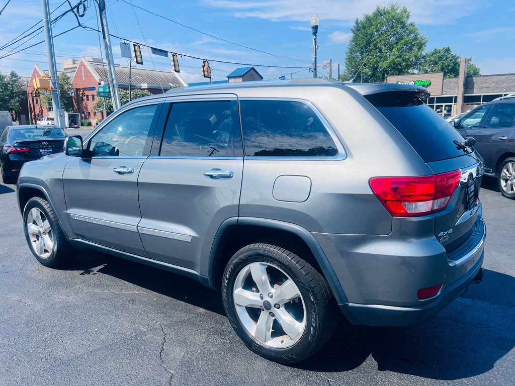 2013 Jeep Grand Cherokee Image 7