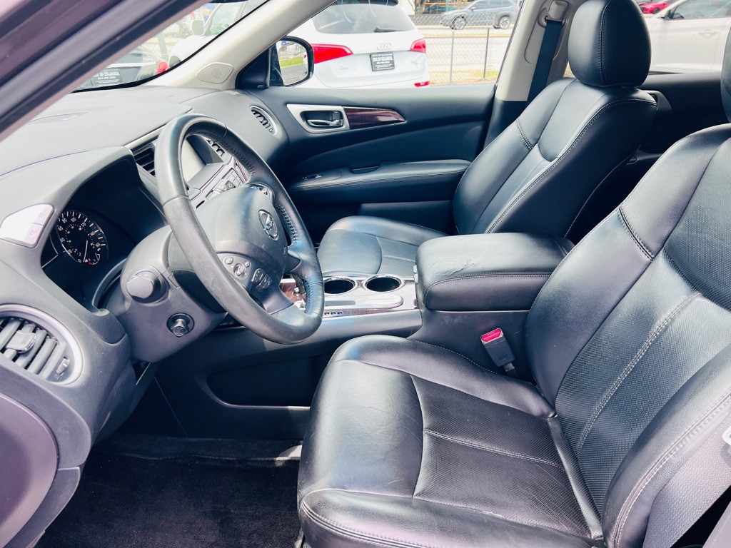 2016 Nissan Pathfinder Image 10