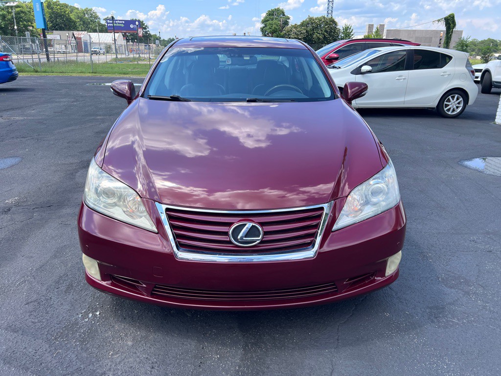 2010 Lexus ES 350 Image 2