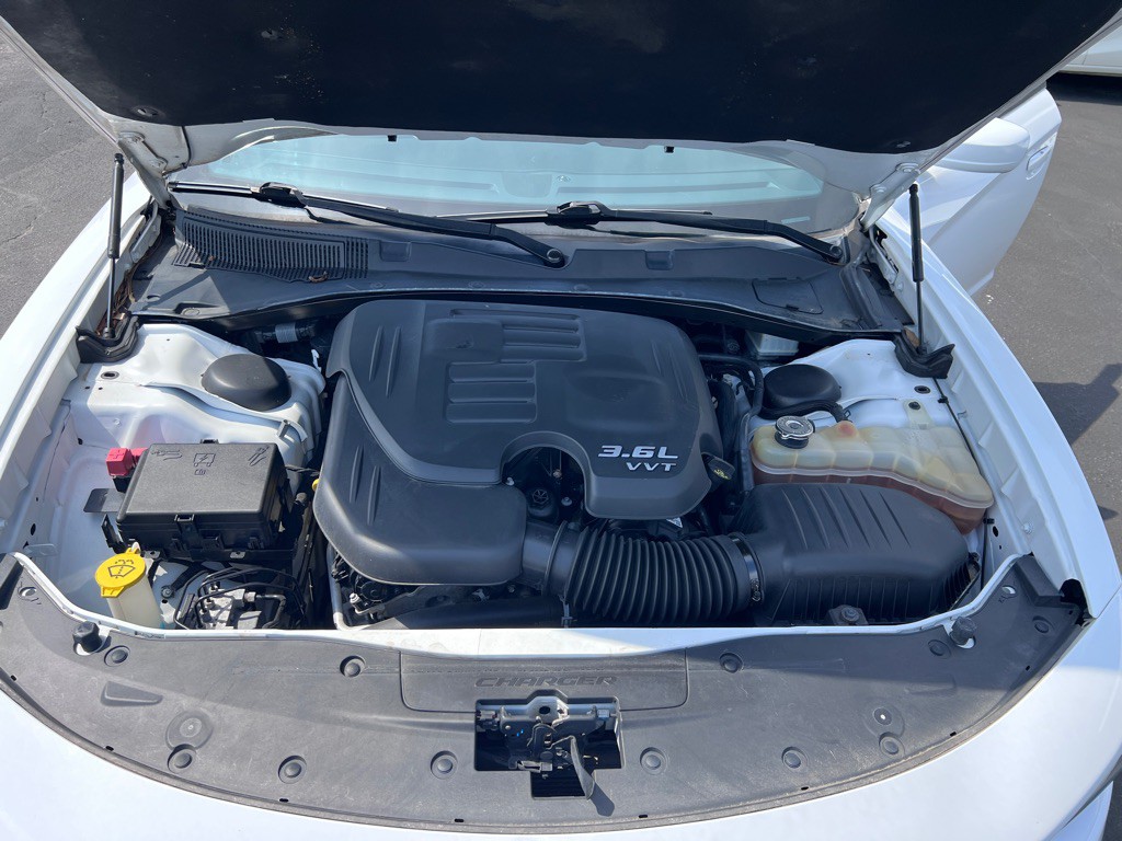 2019 Dodge Charger Image 18