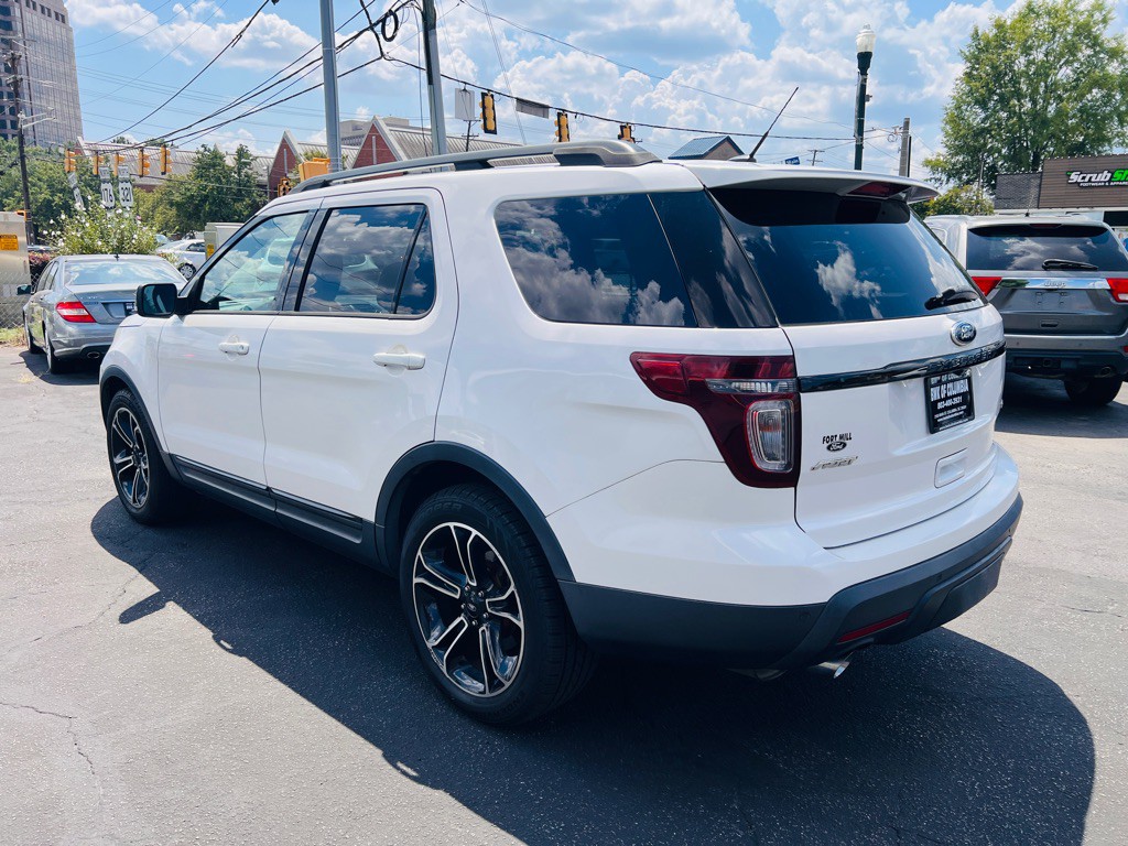 2015 Ford Explorer Image 7